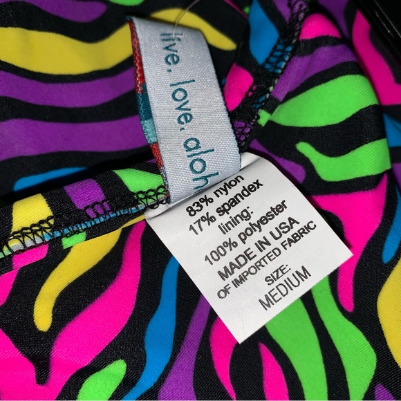 NEW Beauty & the Beach Irina Bikini in Neon - Picture 6 of 8